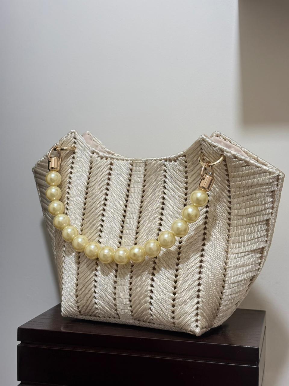 The Ivory Pearl Tulip Bag