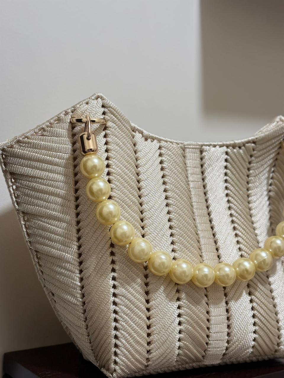 The Ivory Pearl Tulip Bag