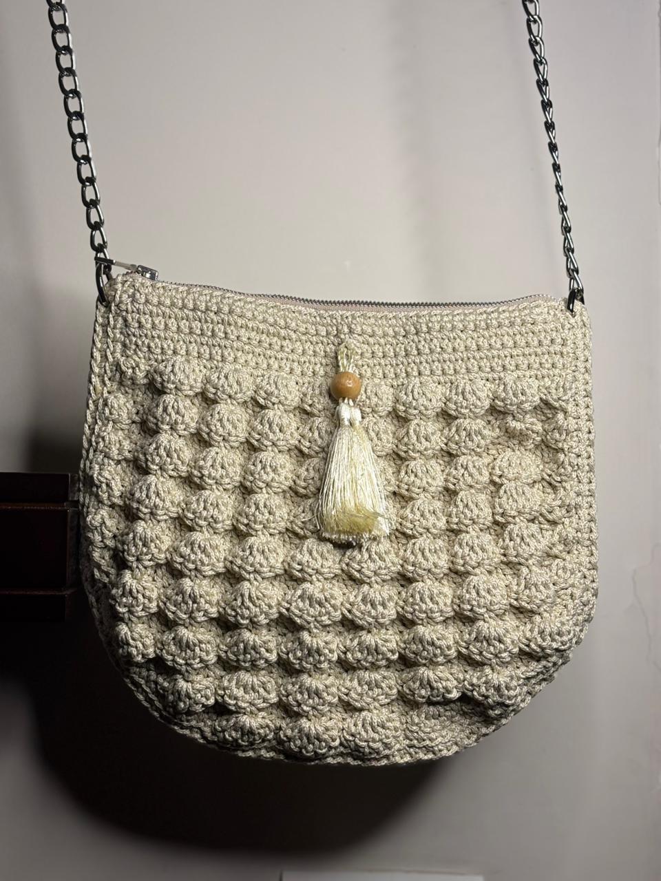 The Oatmeal Pebble Purse