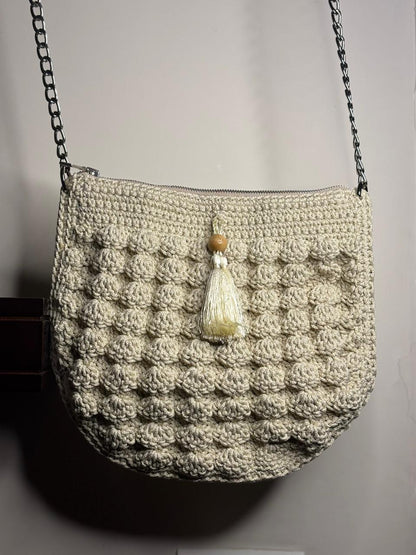 The Oatmeal Pebble Purse